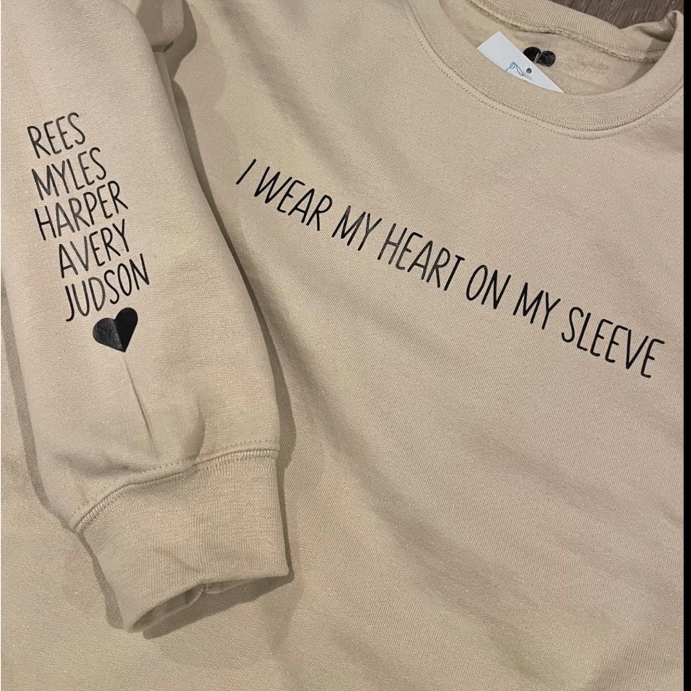 *CUSTOMIZABLE* All sizes available! Message me for details!
